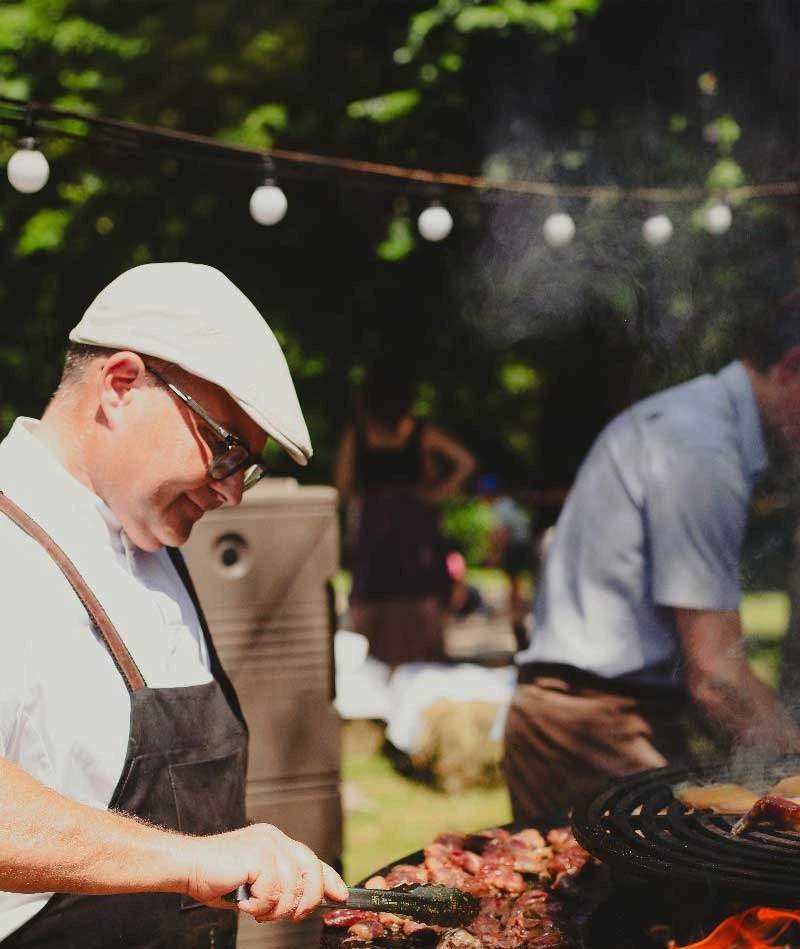 Les Arcades Restaurant à Galan