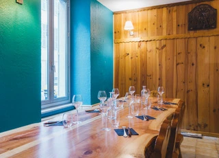 Tables du restaurant Quin Te Va à Cauterets